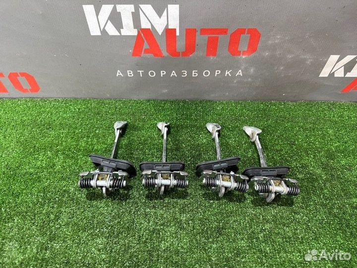 Ограничитель двери LADA X-Ray Cross 1.6 H4MD 2022