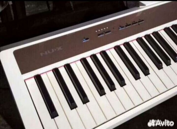 Цифровое пианино Nux NPK-10
