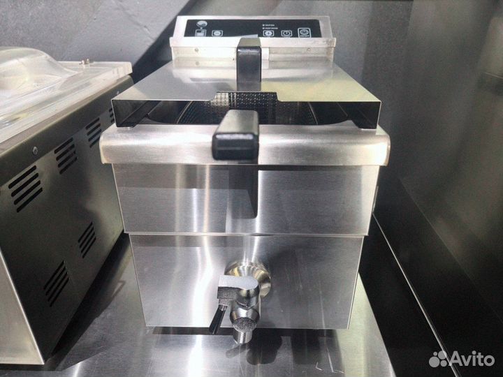 Фритюрница индукционная Indokor inf8