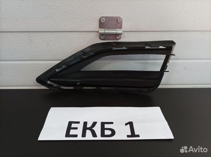 Окантовка птф левая Volkswagen Jetta 7 2020