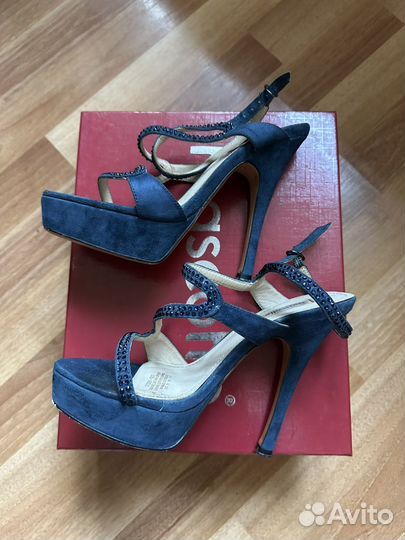 Босоножки 36 mascotte