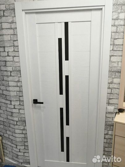 Двери межкомнатные из массива