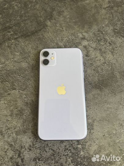 iPhone 11, 64 ГБ