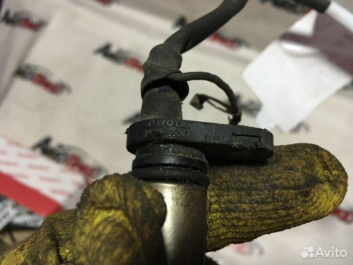 Датчик коленвала Toyota RAV4 2 поколения