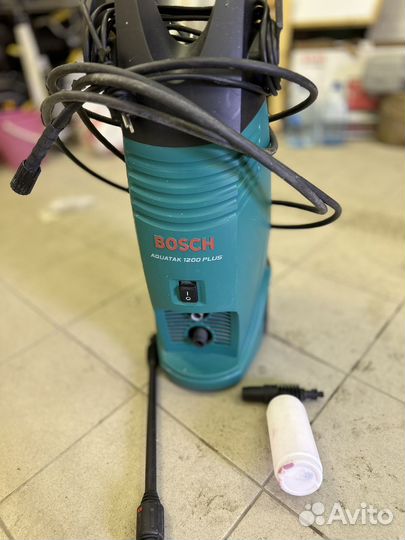 Автомойка высокого давления Bosch Aquatak 1200