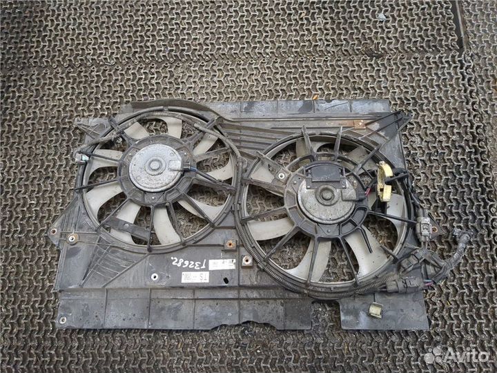 Вентилятор радиатора Toyota Avensis 3, 2010
