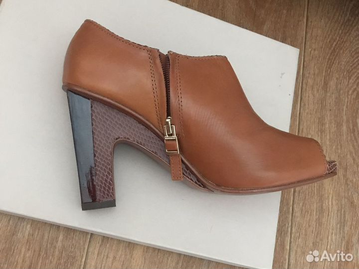 Ботильоны Uterque