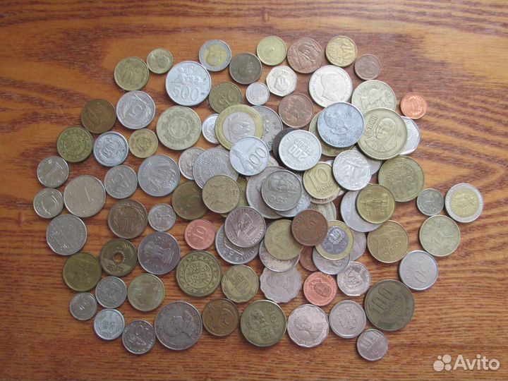 Подборка 100 монет экзотика