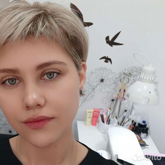 Педикюр, маникюр М.Большивиков Российский пр 14