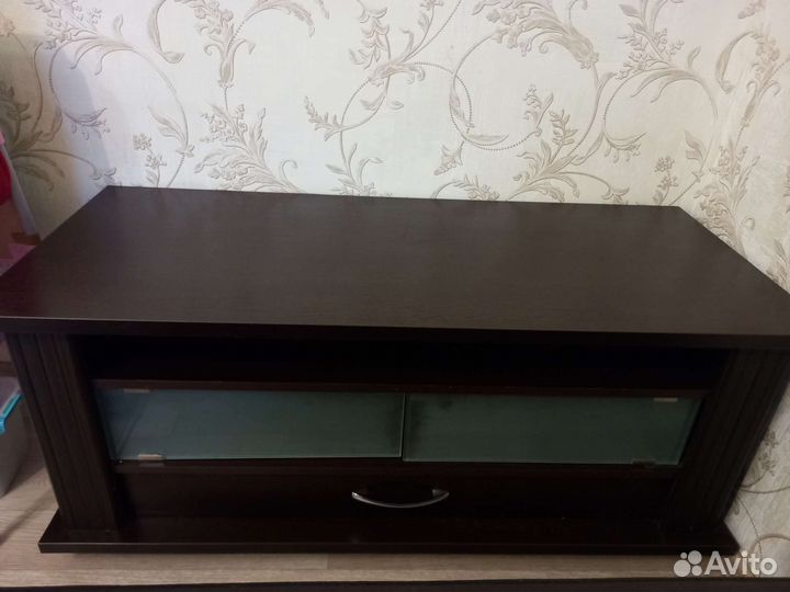 Тумба под телевизор