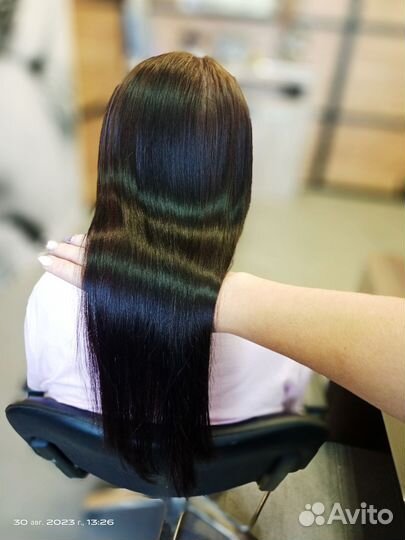 Кератиновое выпрямление волос
