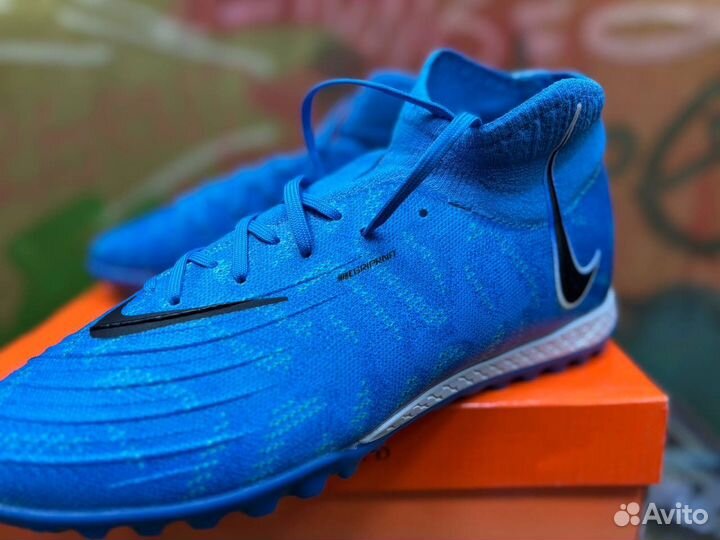 Сороконожки Nike Luna