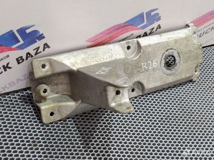 Кронштейн кабины Renault Magnum