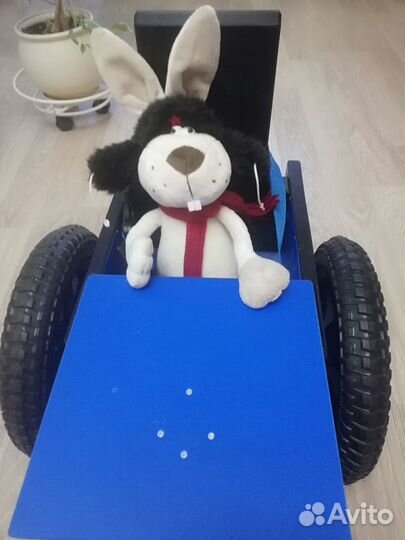 Инвалидная коляска