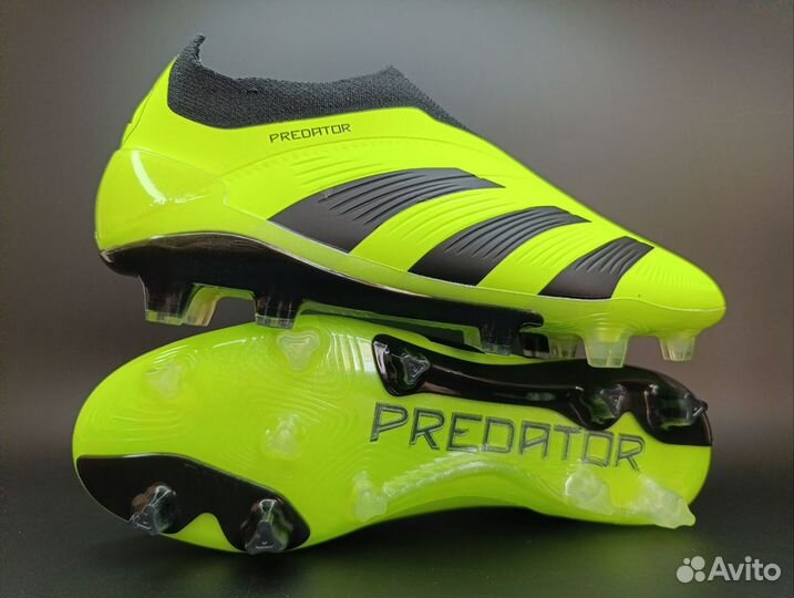 Футбольные бутсы adidas predator