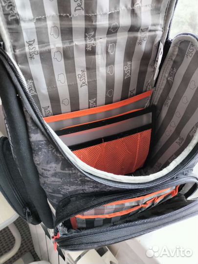 Школьный рюкзак/ ранец