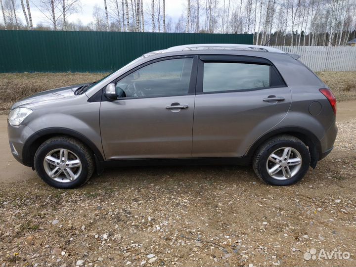 Молдинг заднего крыла Ssang Yong Actyon New