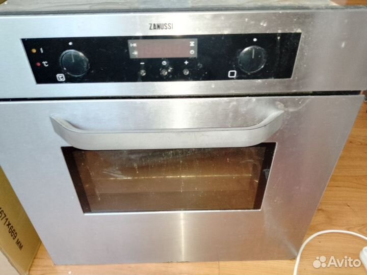 Духовой шкаф