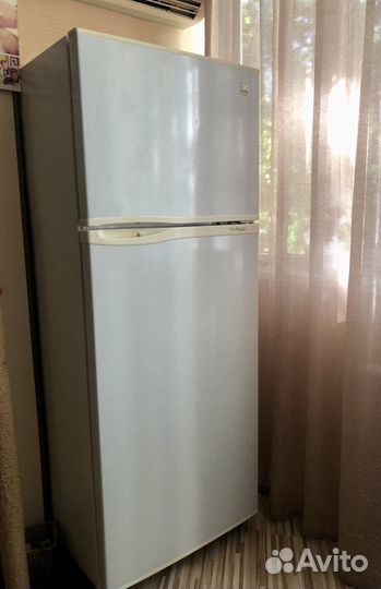 Холодильниr- морозильник No-Frost