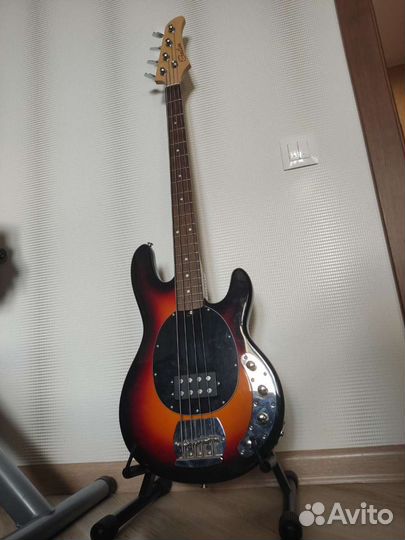 Бас-гитара Godson