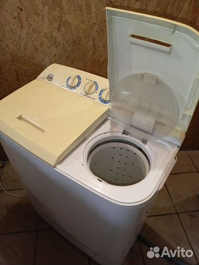 Стиральная машина-полуавтомат 5кг