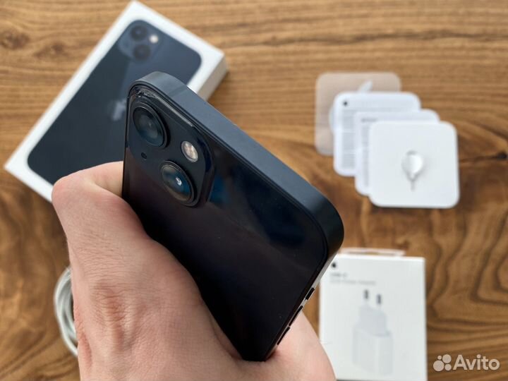 Телефон iPhone 13 128gb midnight (отличный)