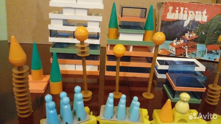 Детский советский пластмас. конструктор Лилипут