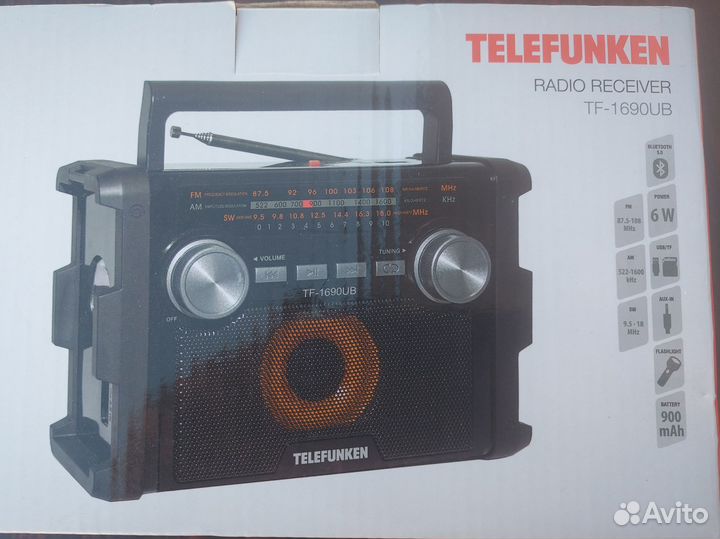 Радиоприемник / блютуз колонка Telefunken