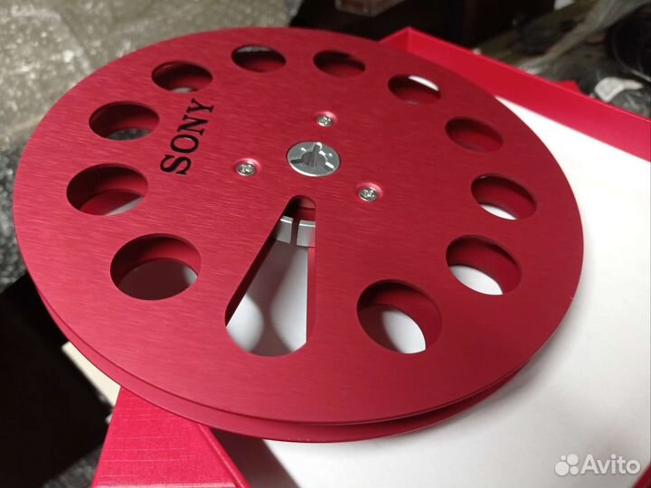 Катушки для катушечного магнитофона