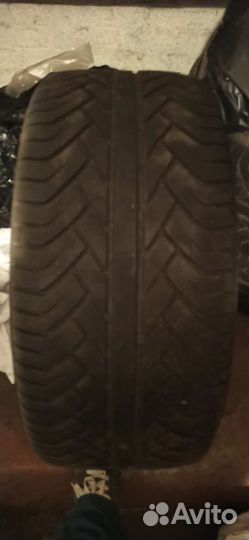Yokohama Advan S/T V801 285/45 R19 107W