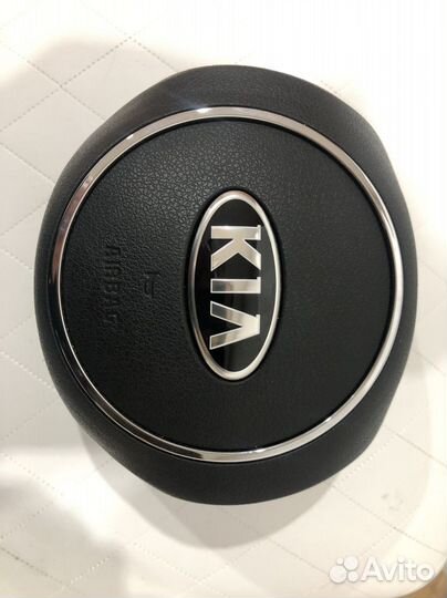 Подушка безопасноти водителя на KIA K5
