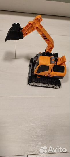 Тобот Атлон Рокки S2, в экскаватор