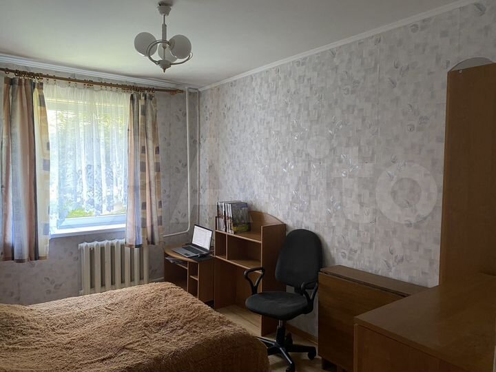 2-к. квартира, 57 м², 1/5 эт.