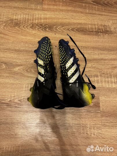Бутсы Adidas Predator Freak