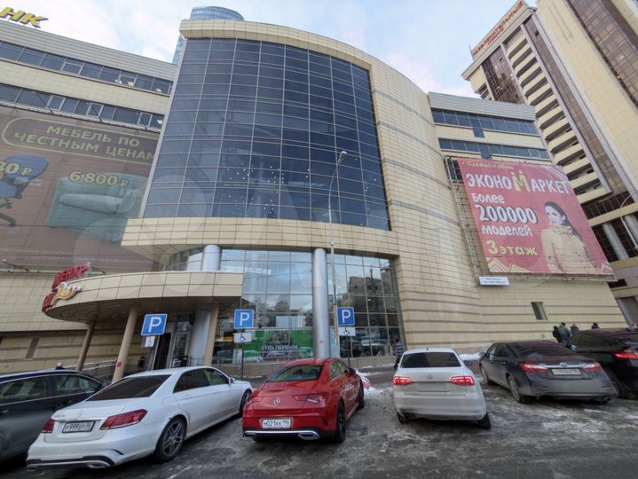 Торговая площадь, 3555 м²