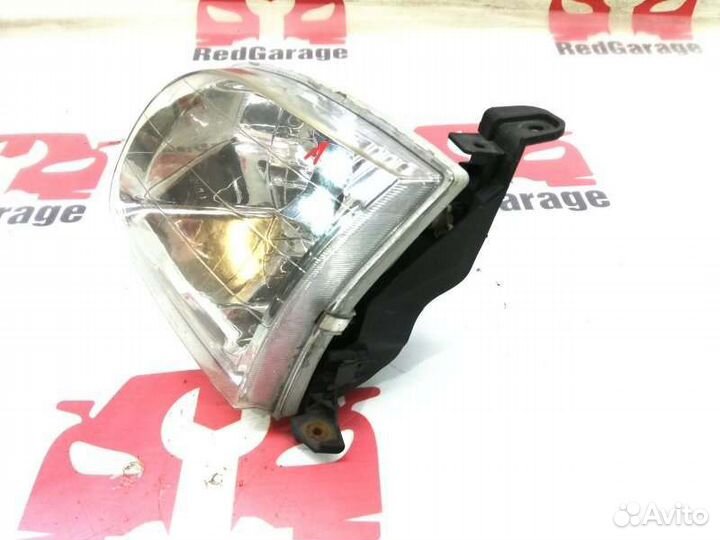 Фара передняя левая Toyota Tundra UCK40 2UZ-FE