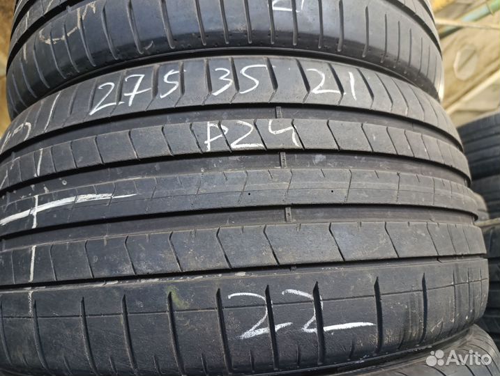 Pirelli P Zero PZ4 275/35 R21