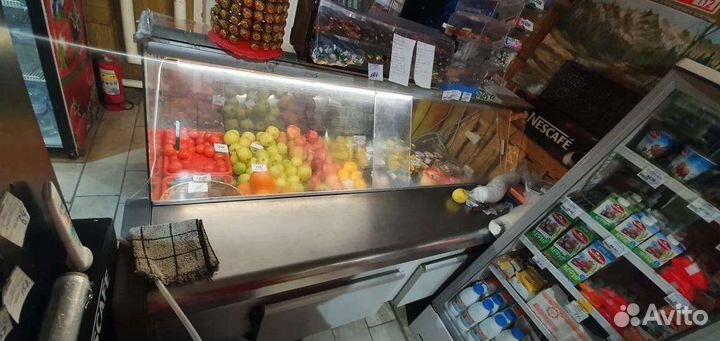 Холодильные витрины б/у