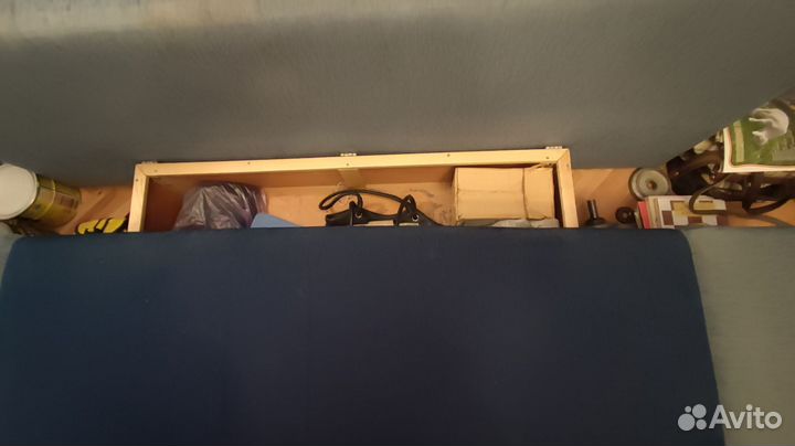 Диван двухспальный бу