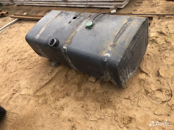 Топливный бак scania