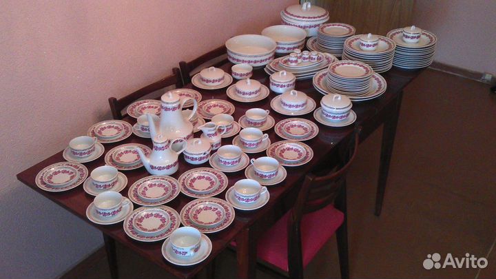 Сервиз столовый henneberg porzellan 1777 GDR на 12