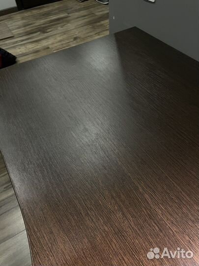 Компьютерный стол с тумбой