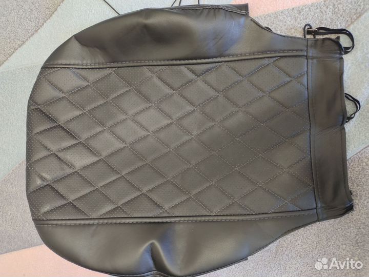 Автомобильные чехлы на LADA Granta FL 2019