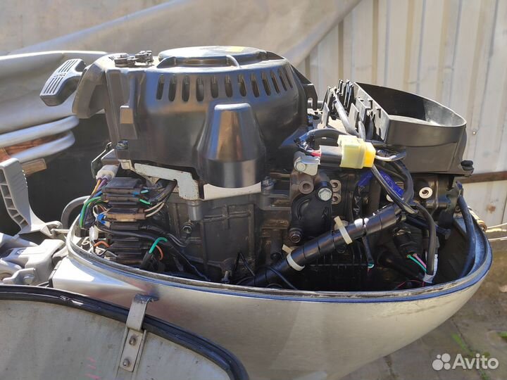 Лодочный мотор honda BF20