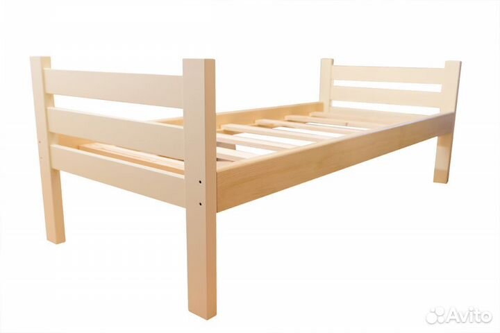 Кровать детская из массива