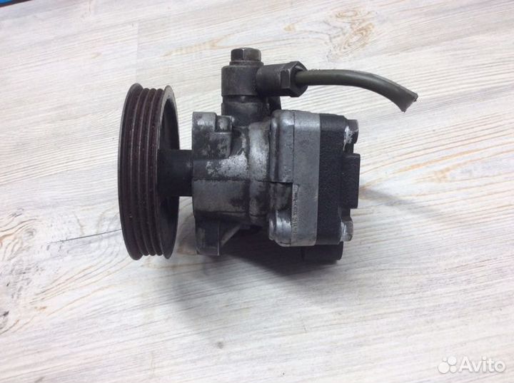 Насос гидроусилителя Mitsubishi Pajero/Montero Ii