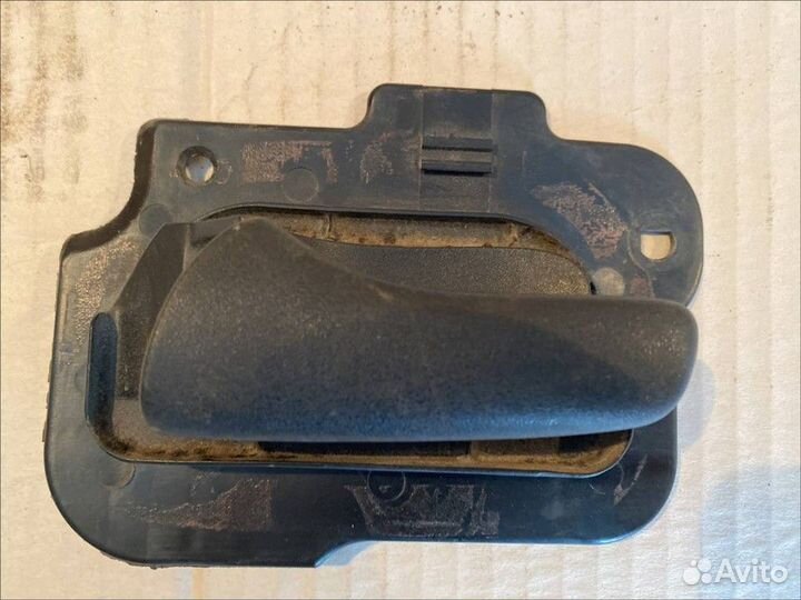 Ручка двери внутренняя левая задняя Opel Vectra