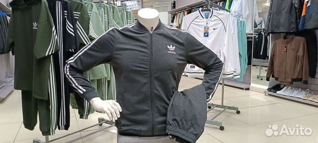 Спортивный костюм adidas