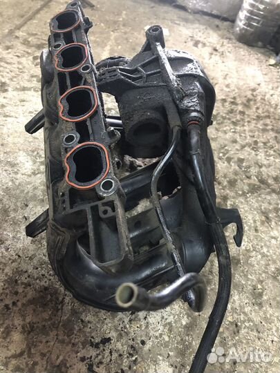 Впускной коллектор Ford Focus 2