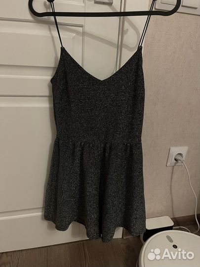 Одежда на девушку, платья, комбинезоны